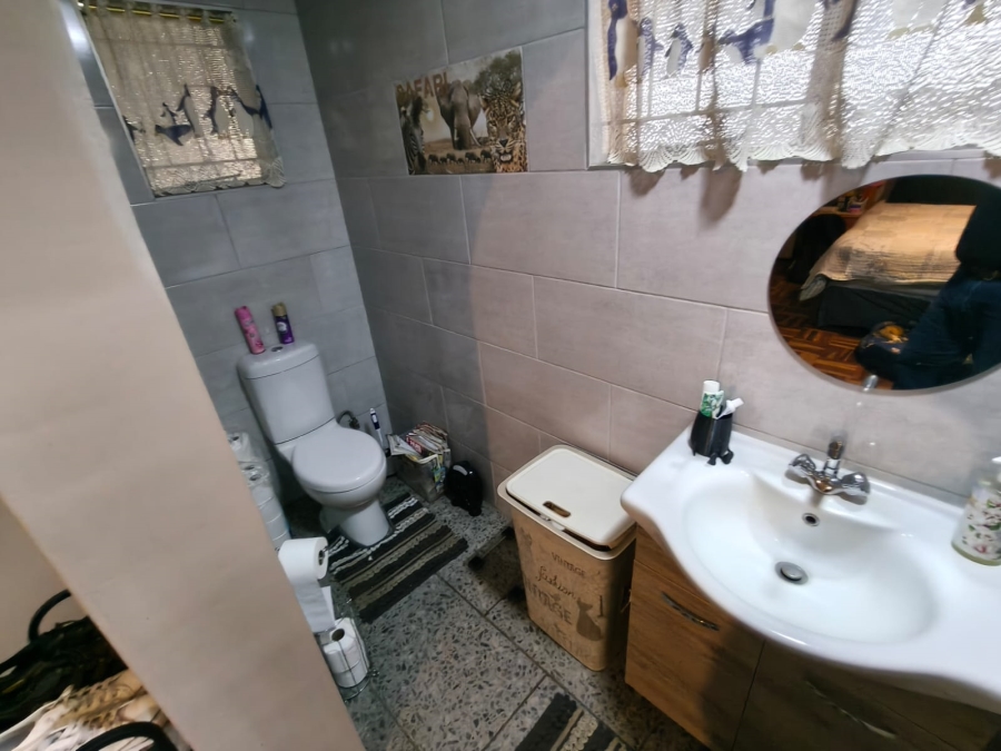 4 Bedroom Property for Sale in Oos Einde North West